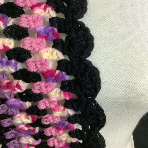 🚼🧶 Handmade Crochet Baby Blanket - Picture 3 of 5